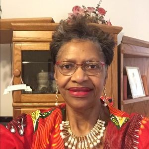 Meet your Posher, Della